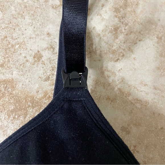 Cooling maternity + nursing bra - Picture 3 of 7